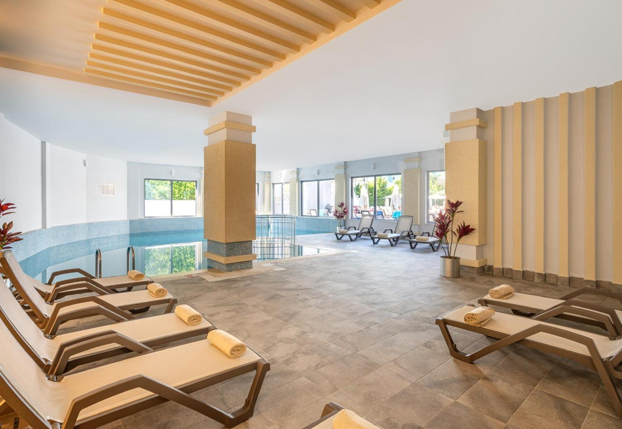Side Story Resort & Spa Exterior photo